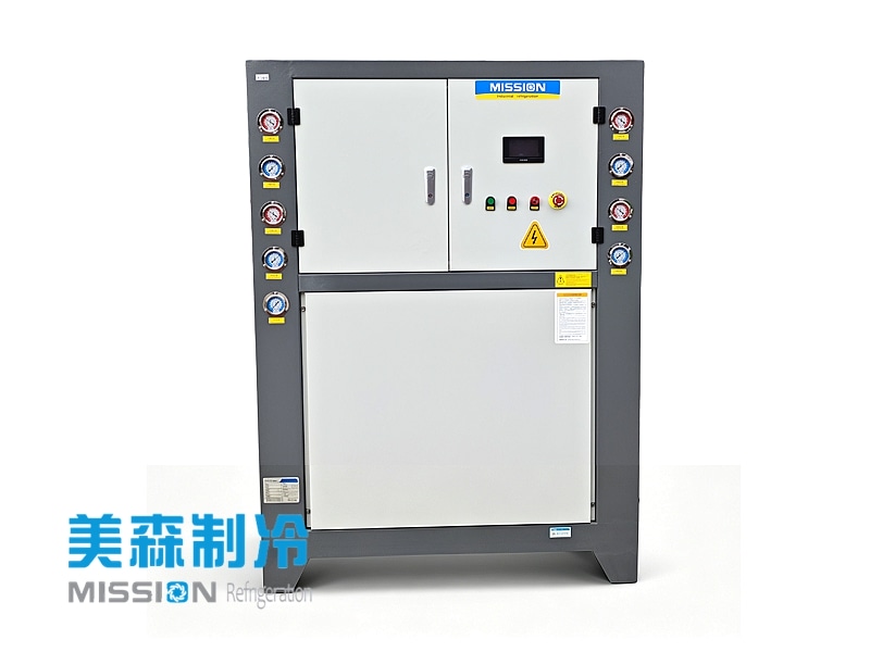 水冷柜式冷水机组（低温）